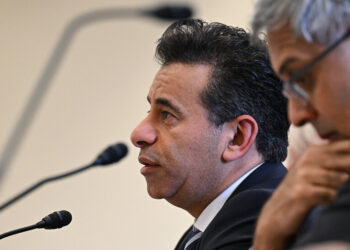 F.D.A. Nominee to Face Grilling Over Cutbacks and Policy Shifts