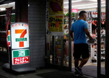 7-Eleven is still struggling to fend off its Canadian suitor
