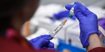 Kennedy Instructs Anti-Vaccine Group to Remove Fake C.D.C. Page