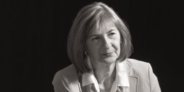 ‘The Interview’: Dr. Lindsay Gibson on ‘Emotionally Immature’ Parents