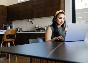 Why You Should Never Store Credit Card Info In Your Internet Browser