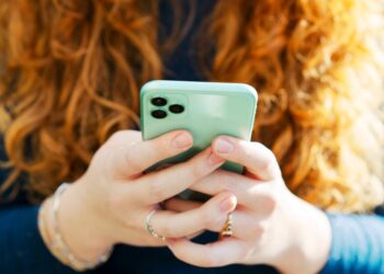 Text Messages You May Not Realize Are Condescending
