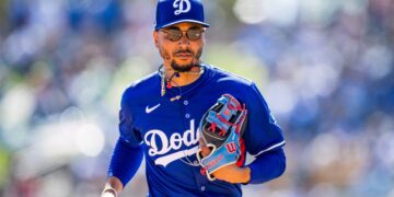 Dodgers Star Says ‘My Body’s … Eating Itself’ As Vomiting Illness Persists