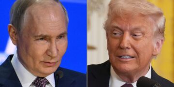 Putin Gives Trump Portrait | HuffPost Latest News