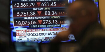 Financial markets sink on fears of trade war escalation