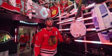 Lazerus: Bill Zito’s Panthers, Kyle Davidson’s Blackhawks and the road not taken