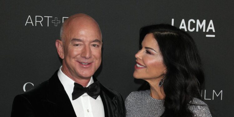 Jeff Bezos & Lauren Sanchez Seen At Dolce & Gabbana In Milan For Fitting