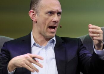 Top Federal Reserve official says market angst over inflation would be ‘red flag’