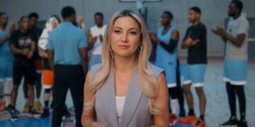 Mindy Kaling’s New Series Starring Kate Hudson Is Crushing It On Netflix