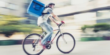 Gig economy bosses could face jail time if they fail to check employers can legally work in UK | Politics News