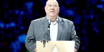 Police charge former Liverpool mayor Joe Anderson and ex-deputy council leader Derek Hatton with bribery | Politics News