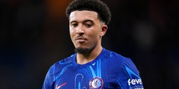 Jadon Sancho: Chelsea set to sign Man Utd winger permanently despite £5m get-out clause from loan | Football News