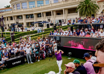 Trump Family’s Cash Registers Ring as Financial Meltdown Plays Out