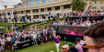 Trump Family’s Cash Registers Ring as Financial Meltdown Plays Out