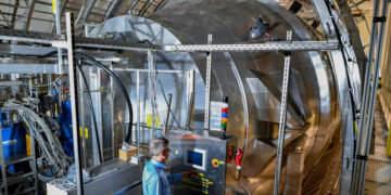 Neutrinos Are Shrinking, and That’s a Good Thing for Physics