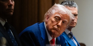 Stocks Dive Again as Angst Rises Over Trump’s Trade War