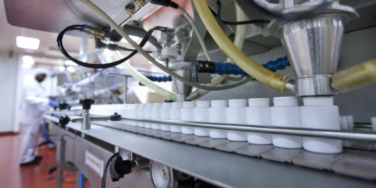 Trump Seeks to Lower Drug Prices Through Medicare and Some Imports