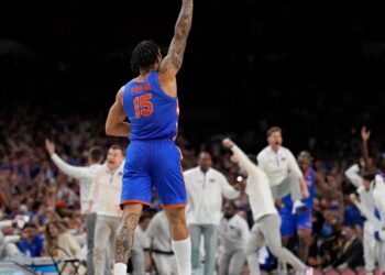 Florida Wins Its Third National Title And Denies Houston Its First, Rallying For 65-63 Victory