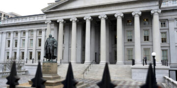 Investors dump US government bonds as faith in America falters