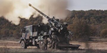 Global military spending rises to level not seen since Cold War