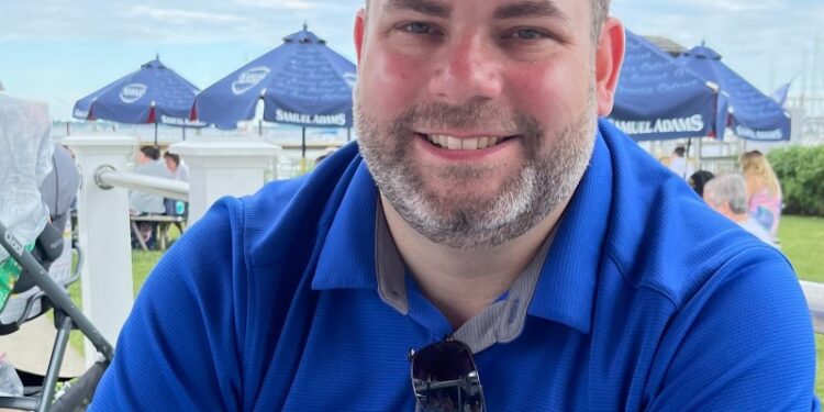 Simplifying HIPAA Compliance: How Microsegmentation Can Help