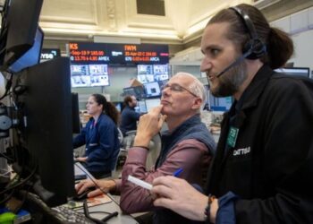 US stocks underperform rest of world by widest margin since 1993