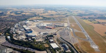 Luton Airport expansion plans approved by transport secretary | Politics News