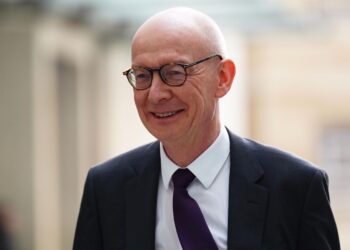 US trade deal ‘possible’ but not ‘certain’, says senior minister | Politics News