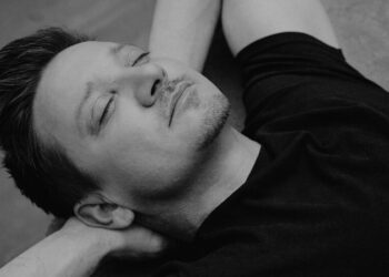 Jeremy Renner and the Science of Extraordinary Near-Death Experiences