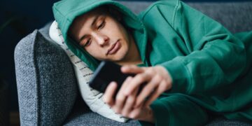 Is It A Good Idea For Teens To Use Location Tracking With Friends?