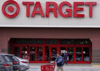 Target Sales Tumble As Retail Giant Warns Of More Trouble Ahead