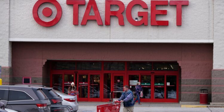 Target Sales Tumble As Retail Giant Warns Of More Trouble Ahead