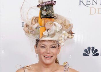 Kentucky Derby Hats: Most Memorable Celebrity Headwear!
