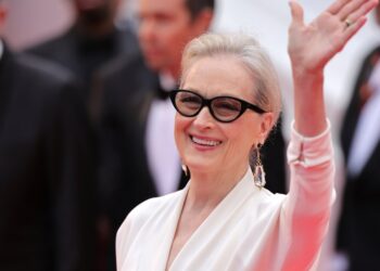 Love Meryl Streep’s Comfy Espadrilles? Copy the Look for $25