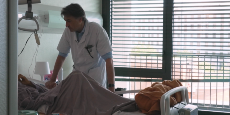 French parliament to vote on assisted dying: Patients share their stories