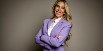 Erica Groussman Shares Her Wellness Routine Filled With Padel, Electrolytes, and TRUBAR Protein Snacks