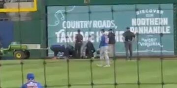 Fan in critical condition after scary fall at MLB match; Pittsburgh Pirates v Chicago Cubs