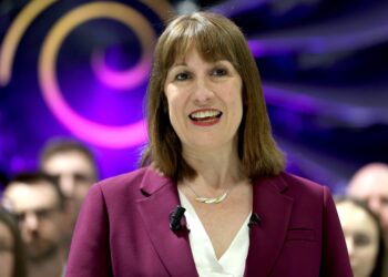 UK economy grows more than expected, according to official figures | Money News