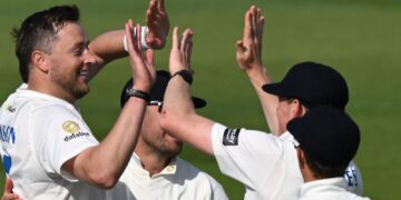 County Championship: Essex salvage remarkable draw against Yorkshire as Ollie Robinson stars for Sussex | Cricket News