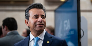 F.D.A. to Use A.I. in Drug Approvals to ‘Radically Increase Efficiency’