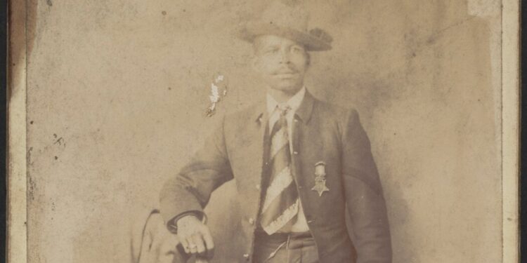 No, Not That Lee. Pentagon Finds Black Hero to Rechristen Base Long Named for Robert E.