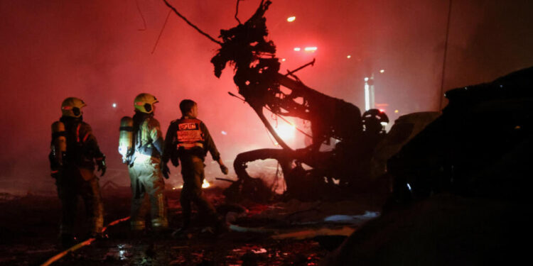 Hundreds reported dead as Israel and Iran trade strikes for a third day