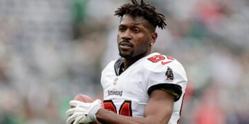 Troubled NFL Great Is Wanted On Serious Charge