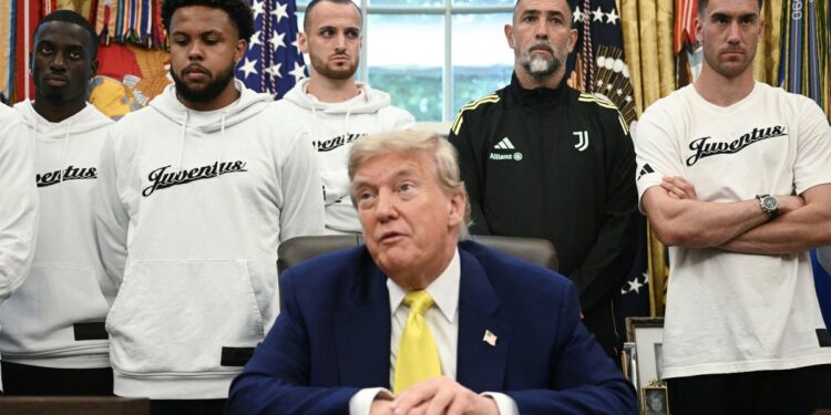 U.S. Soccer Star Dishes On ‘Weird’ Oval Office Moment With Trump