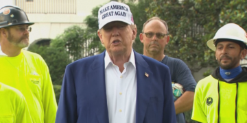 Fed keeps rates unchanged as Trump insults Powell again