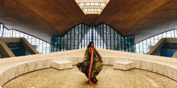 Holding Pattern – Grazia