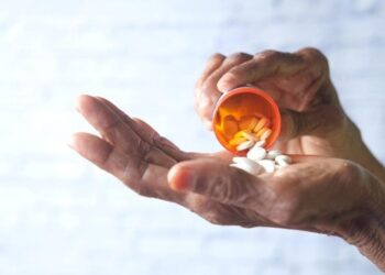 This Anti-Aging Drug Rivals Calorie Cutting for Longer Life, Study Finds