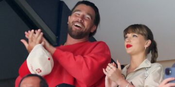 Taylor Swift and Travis Kelce Kiss at Stanley Cup Finals Date Night