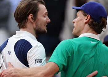Alexander Bublik breaks Jannik Sinner’s long-standing streak in Halle