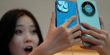 Apple and Alibaba’s AI rollout in China hit by delay